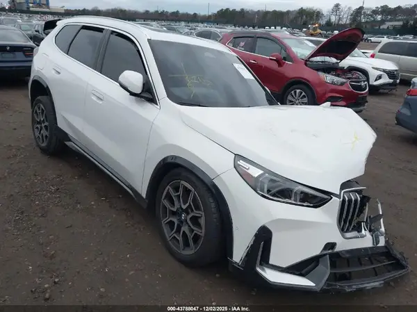 WBX73EF01S5377231 2025 BMW X1 - Image 1