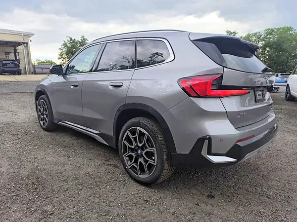 WBX73EF01T5481669 2026 BMW X1 - Image 2