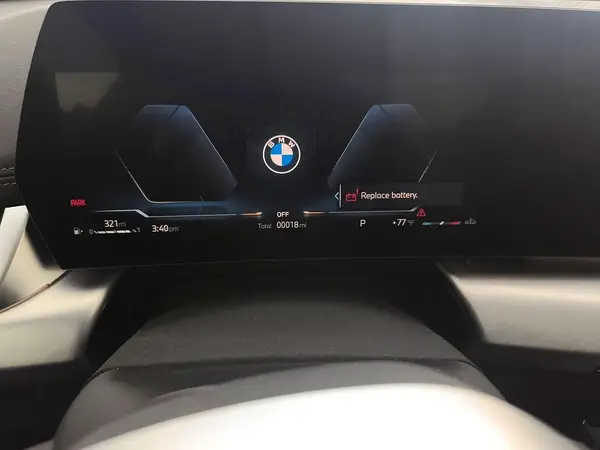 WBX73EF01T5481669 2026 BMW X1 - Image 8