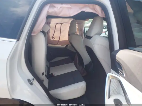 WBX73EF01T5618108 2026 BMW X1 - Image 8