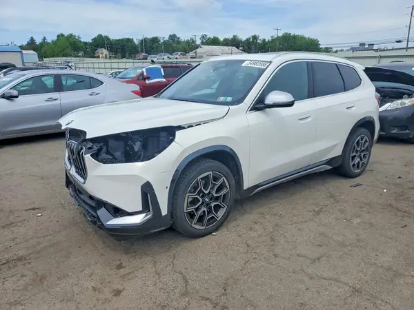 WBX73EF02R5Y31805 2024 BMW X1 - Image 1
