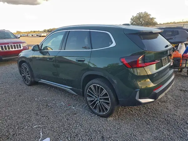 WBX73EF02R5Y87243 2024 BMW X1 - Image 2