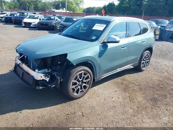 WBX73EF02R5Z67643 2024 BMW X1 - Image 2