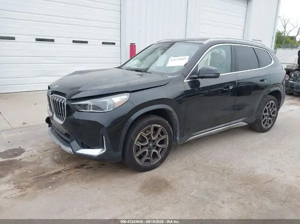 WBX73EF02S5040809 2025 BMW X1 - Image 2