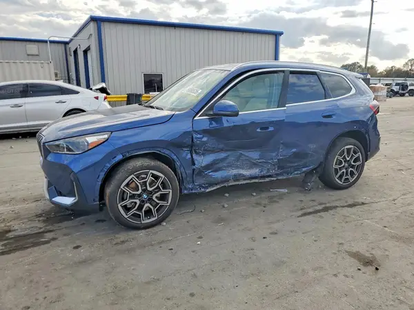 WBX73EF02S5047789 2025 BMW X1 - Image 1