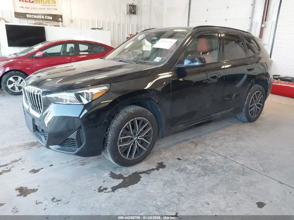 WBX73EF02S5308399 2025 BMW X1 - Image 2
