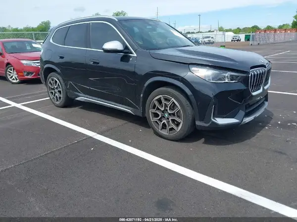 WBX73EF03P5W15295 2023 BMW X1 - Image 1
