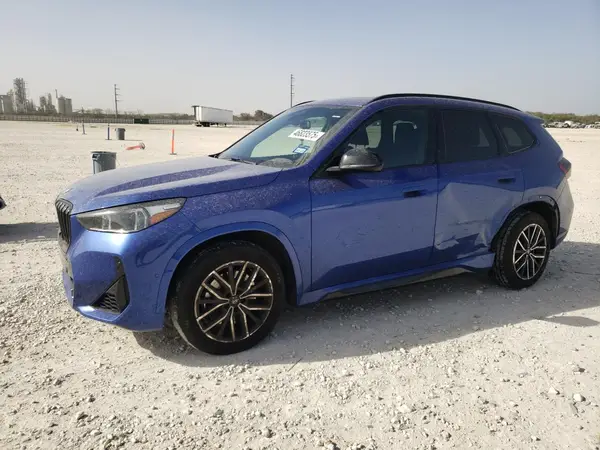 WBX73EF03P5W15779 2023 BMW X1 - Image 1