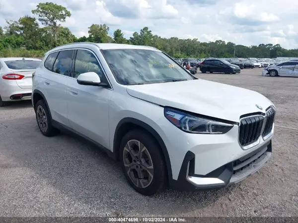 WBX73EF03P5X44881 2023 BMW X1 - Image 1