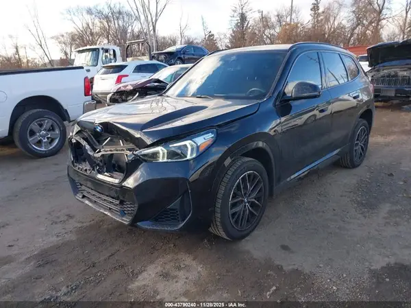 WBX73EF03P5X62278 2023 BMW X1 - Image 2