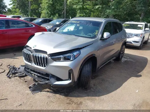 WBX73EF03P5Y25542 2023 BMW X1 - Image 2