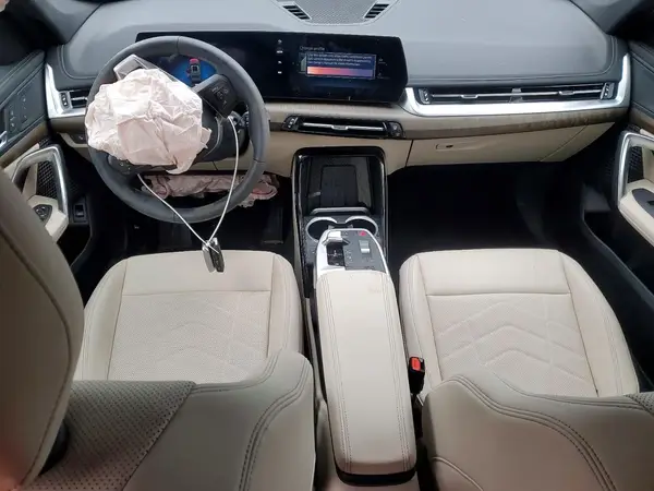 WBX73EF03R5Y98431 2024 BMW X1 - Image 8