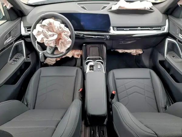 WBX73EF03T5413423 2026 BMW X1 - Image 8