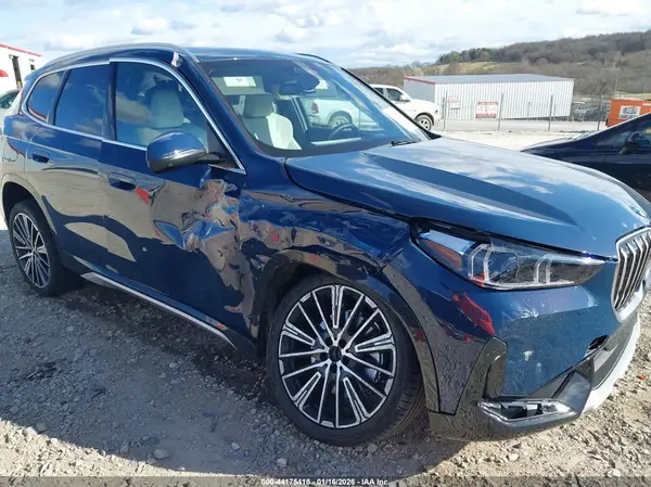 2026 BMW X1 auction photo 6