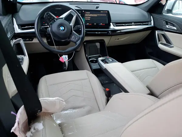 WBX73EF04P5X95869 2023 BMW X1 - Image 8
