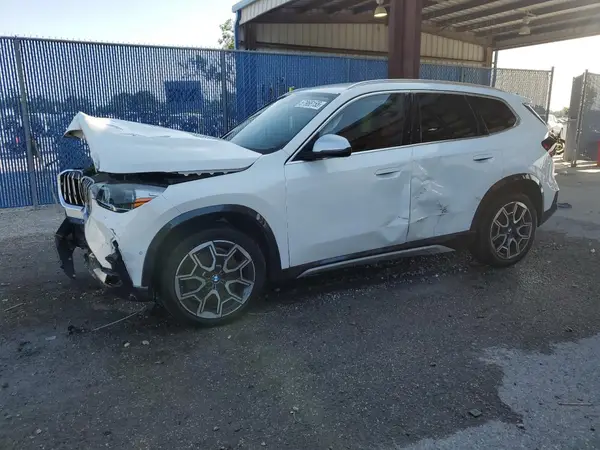 WBX73EF04R5Y47472 2024 BMW X1 - Image 1