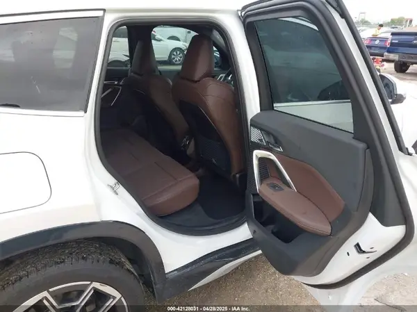 WBX73EF04R5Y61971 2024 BMW X1 - Image 8