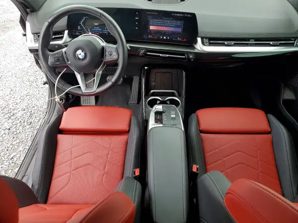 WBX73EF04S5072340 2025 BMW X1 - Image 8