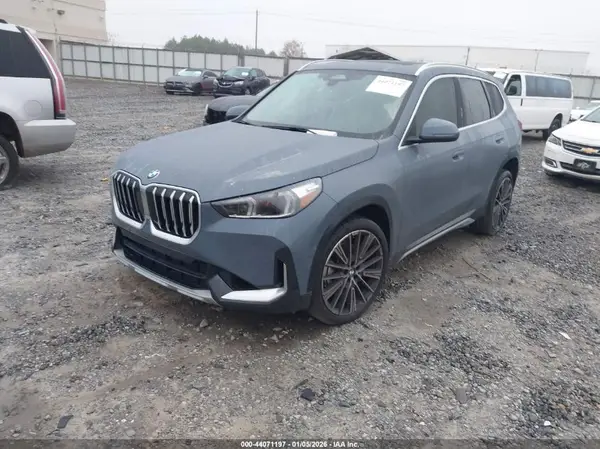 WBX73EF04S5390698 2025 BMW X1 - Image 2