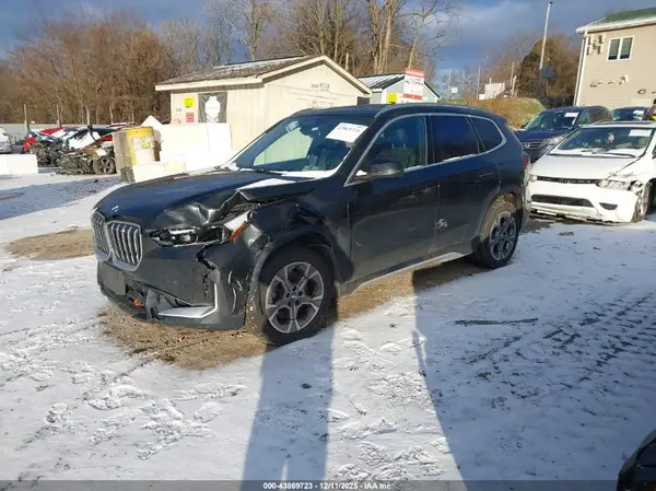 WBX73EF04T5407551 2026 BMW X1 - Image 2