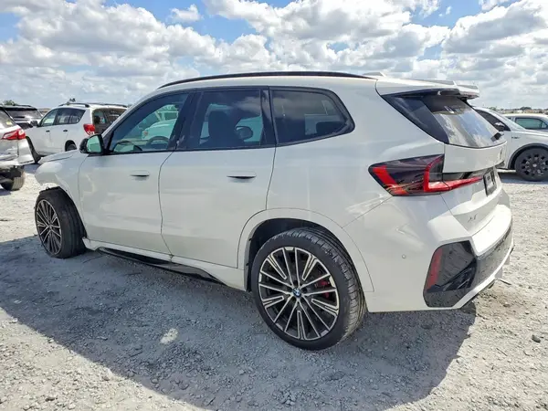 WBX73EF04T5423670 2026 BMW X1 - Image 2