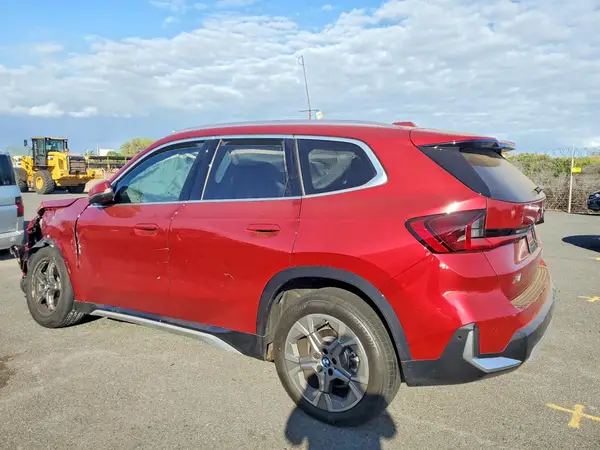 WBX73EF04T5435396 2026 BMW X1 - Image 2