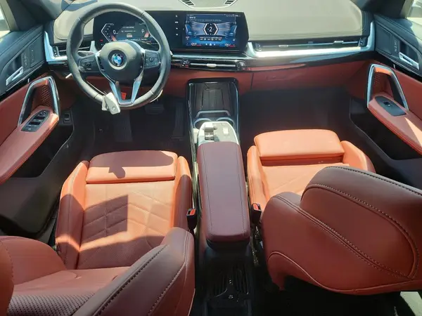 WBX73EF04T5459620 2026 BMW X1 - Image 8