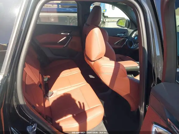 WBX73EF04T5486333 2026 BMW X1 - Image 8