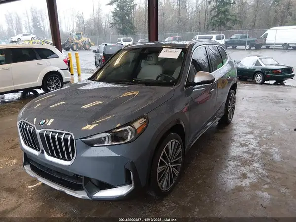WBX73EF05P5W06954 2023 BMW X1 - Image 2
