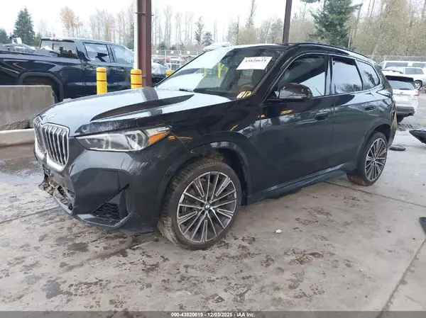 WBX73EF05P5W08669 2023 BMW X1 - Image 2