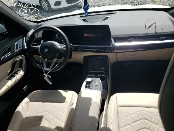 WBX73EF05R5Y30843 2024 BMW X1 - Image 8