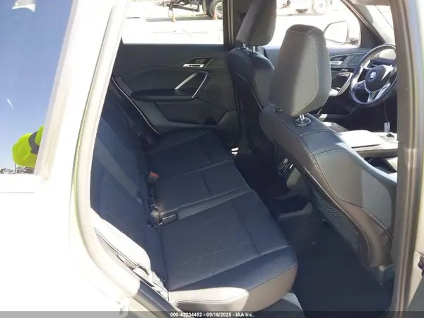 WBX73EF05R5Y92873 2024 BMW X1 - Image 8
