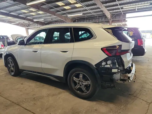 WBX73EF05R5Z32787 2024 BMW X1 - Image 2