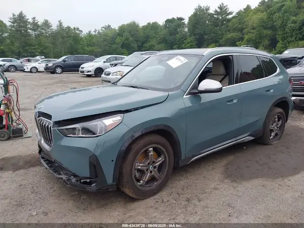 WBX73EF05R5Z86851 2024 BMW X1 - Image 2