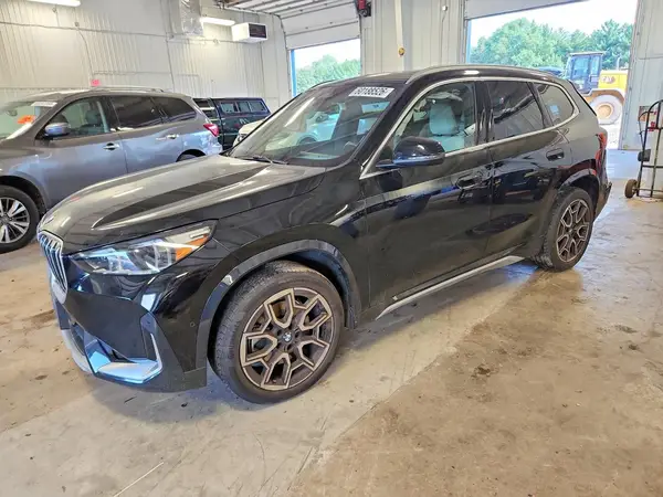 WBX73EF05S5066787 2025 BMW X1 - Image 1