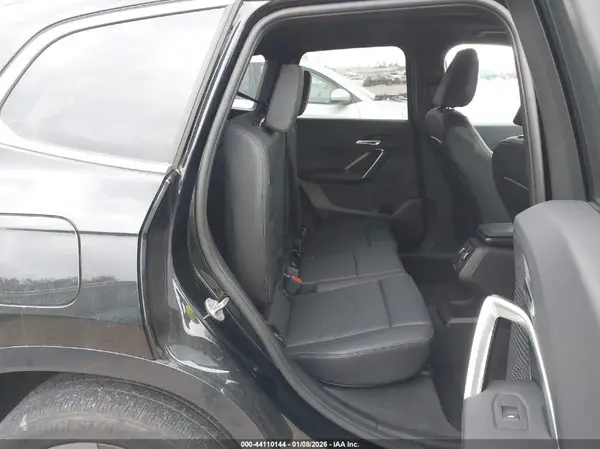 WBX73EF05S5098820 2025 BMW X1 - Image 8