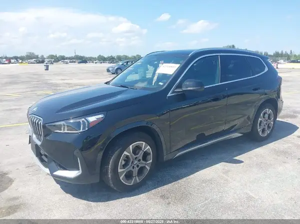 WBX73EF05S5101750 2025 BMW X1 - Image 2