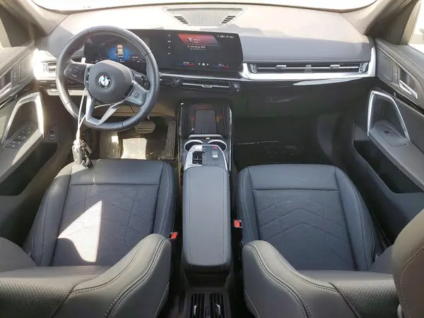 WBX73EF05S5183348 2025 BMW X1 - Image 8