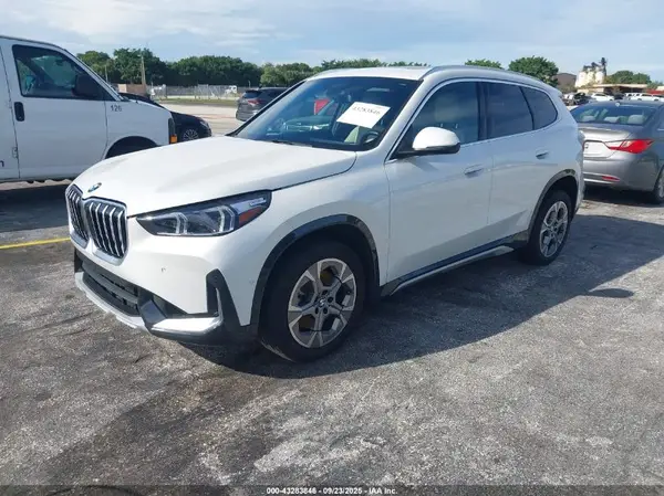 WBX73EF05S5223119 2025 BMW X1 - Image 2