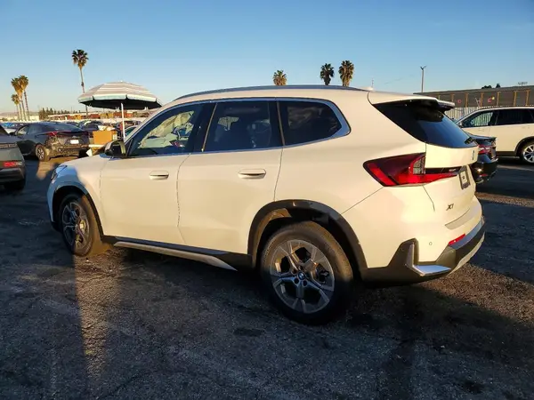 WBX73EF05S5365941 2025 BMW X1 - Image 2