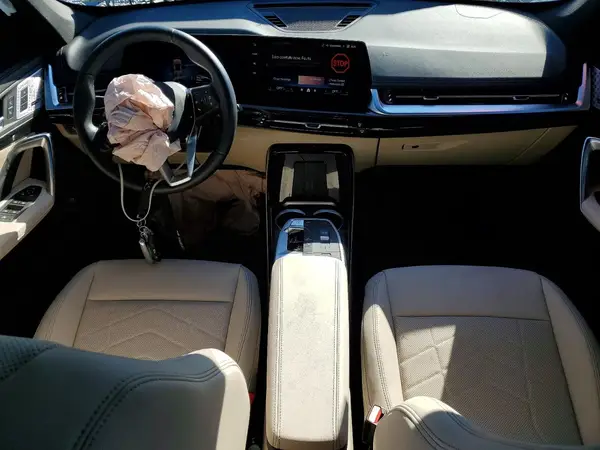 WBX73EF05S5372940 2025 BMW X1 - Image 8