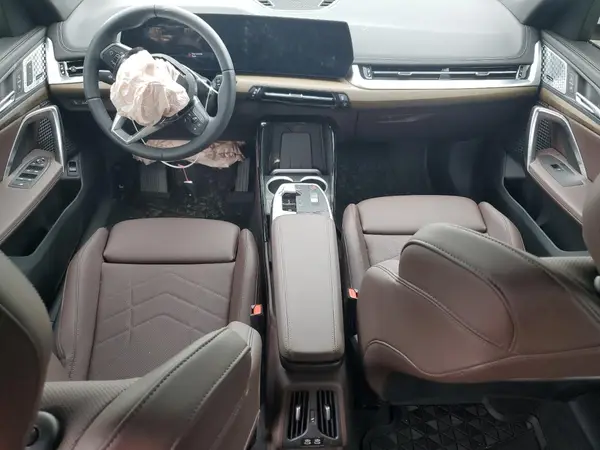 WBX73EF05S5376793 2025 BMW X1 - Image 8