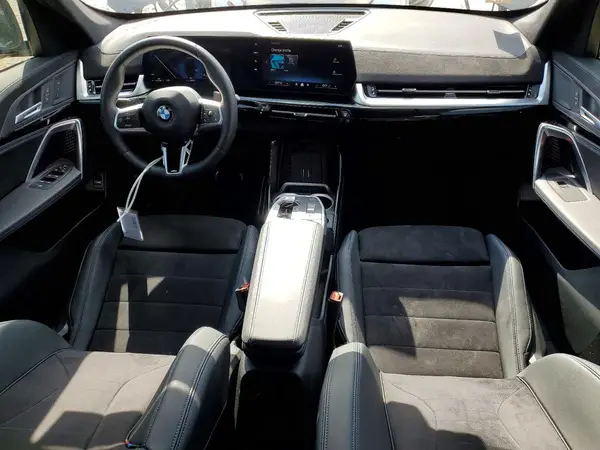 WBX73EF05T5415142 2026 BMW X1 - Image 8