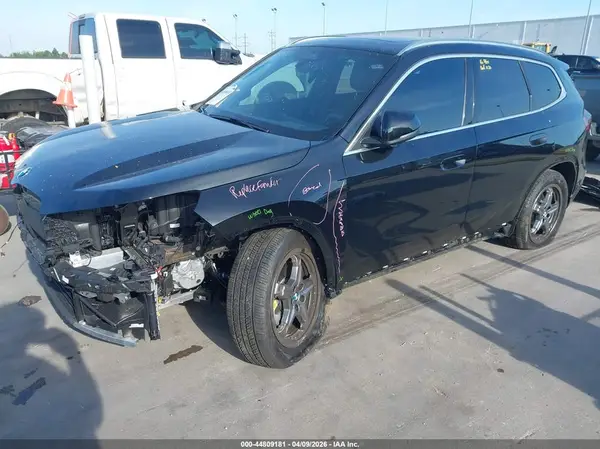 WBX73EF05T5417411 2026 BMW X1 - Image 2