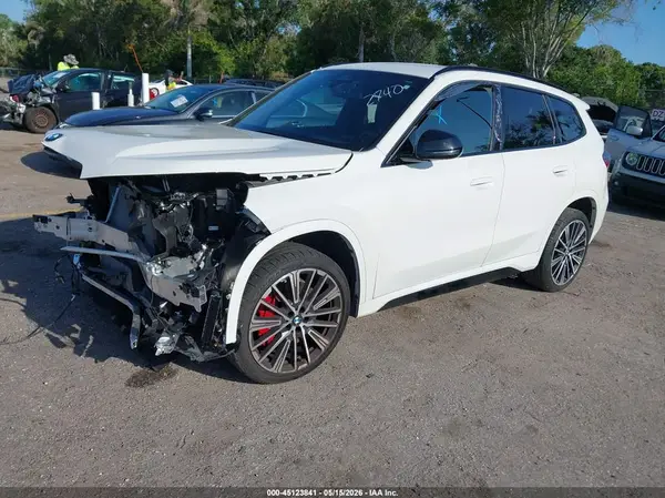 WBX73EF05T5422740 2026 BMW X1 - Image 2