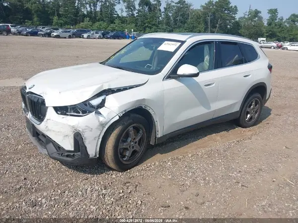 WBX73EF06P5X02446 2023 BMW X1 - Image 2