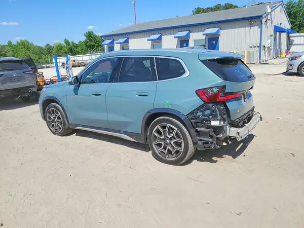 WBX73EF06R5Z74918 2024 BMW X1 - Image 2