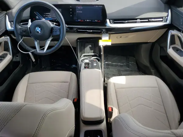 WBX73EF06S5048735 2025 BMW X1 - Image 8
