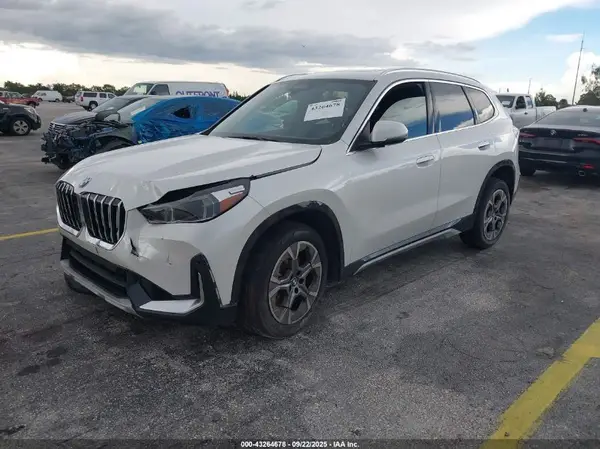 WBX73EF06S5111767 2025 BMW X1 - Image 2
