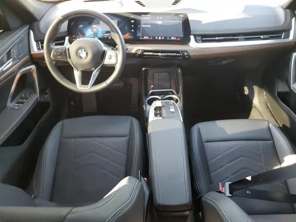 WBX73EF06S5145093 2025 BMW X1 - Image 8